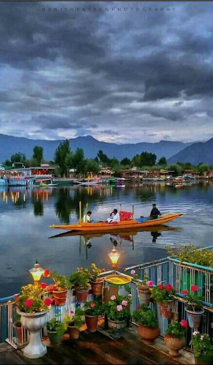 Kashmir Paradise: Srinagar, Gulmarg & Pahalgam